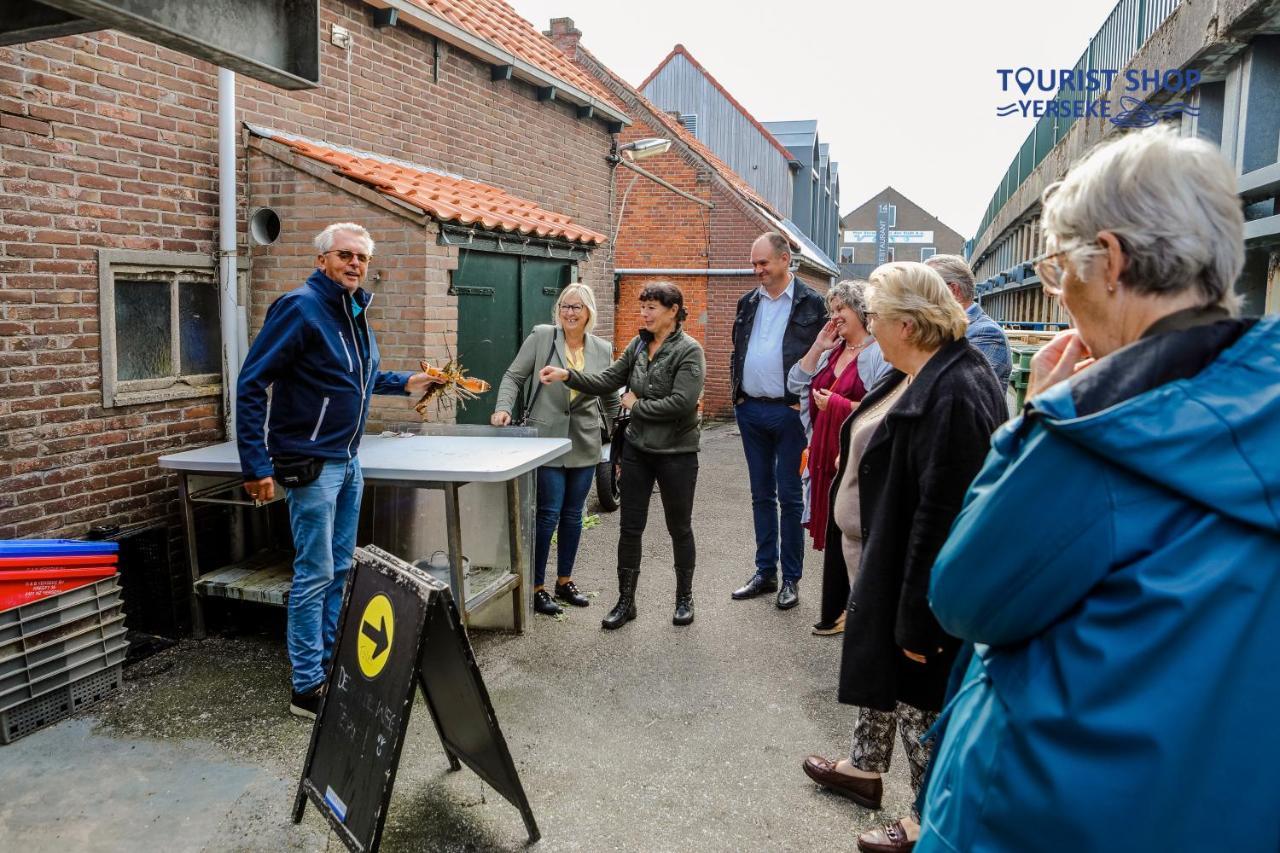 Sfeervol Vakantiehuis In Centrum Yerseke Esterno foto